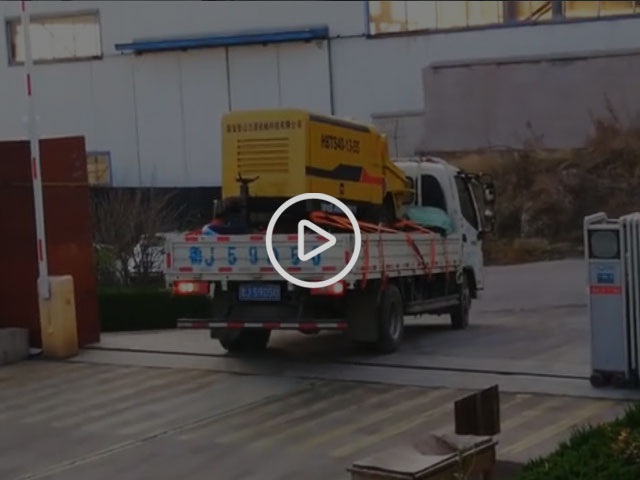 山東力源機(jī)械40細(xì)石混凝土泵廠家發(fā)貨，發(fā)往寧波走起來